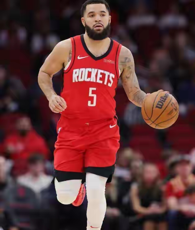 九游游戏中心-冲刺阶段NBA总决赛焦点战，纽约尼克斯调整名单，压力陡增，心理建设被强调的简单介绍