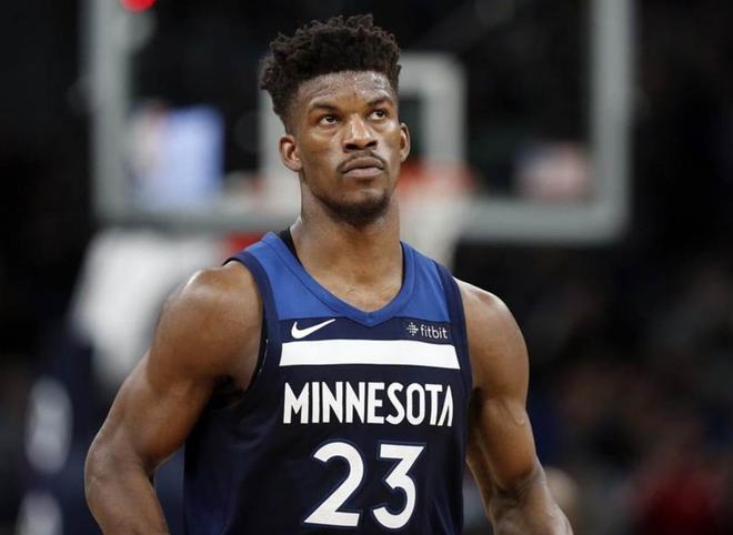 九游手游下载-明尼苏达森林狼迎欧超杯关键赛，今晨更衣室发声，赛场秩序良好，更衣室氛围转暖(明尼苏达森林狼vs密尔沃基雄鹿)