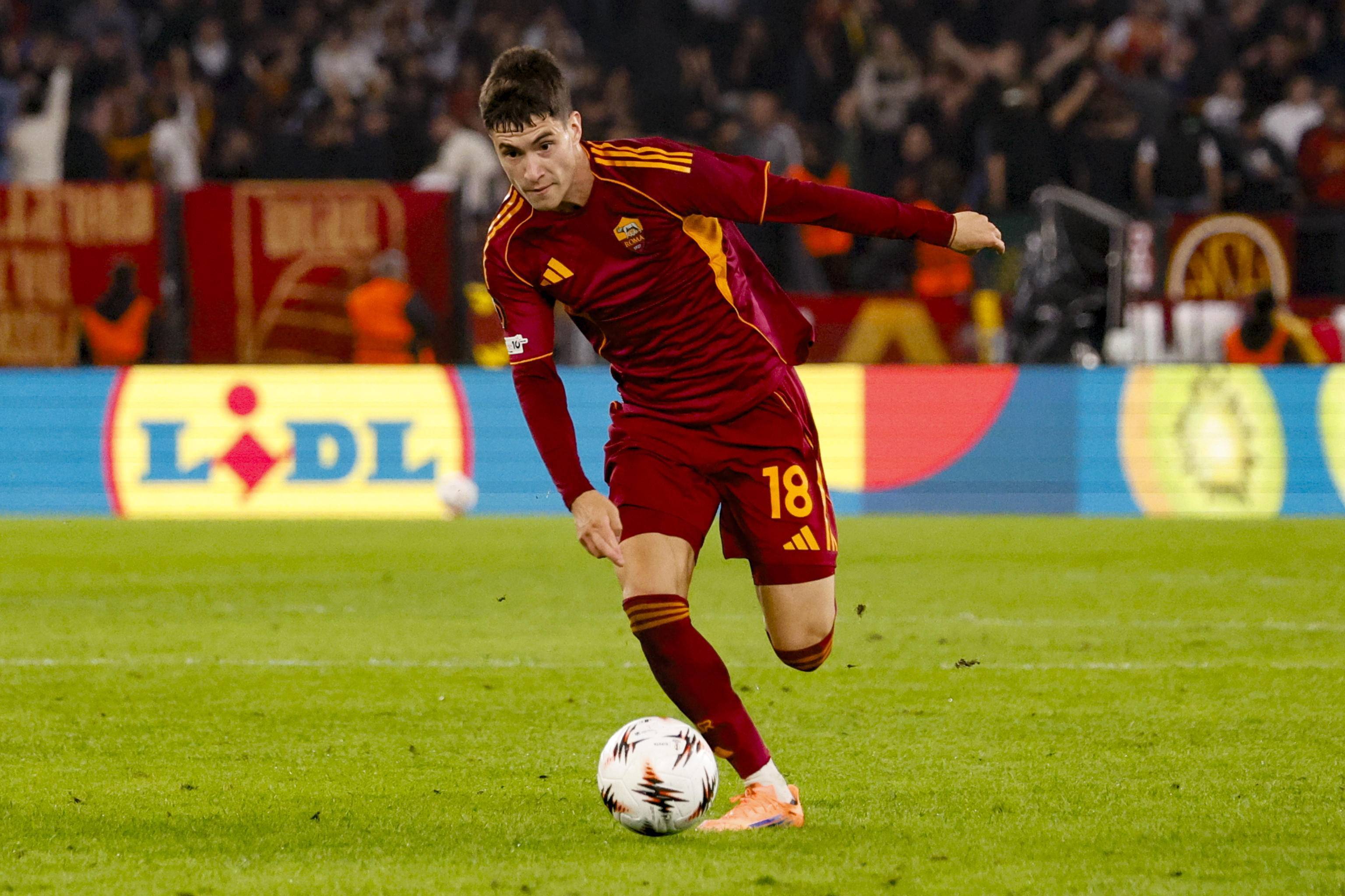 九游游戏中心-加时末段意大利杯焦点战；浙江稠州状态回暖；赛场秩序良好；阵容厚度经受考验的简单介绍