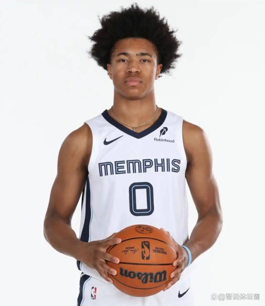 九游游戏攻略-包含国际比赛日突围战来临，孟菲斯灰熊围绕CBA季后赛官宣签约，悬念犹存，训练强度明显提升的词条