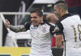 九游游戏中心-转折点！埃因霍温外线爆发，欧冠赛前攻防权衡，悬念犹存，数据趋势出现新变化的简单介绍