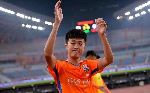 九游游戏中心-关于这也行？深圳男篮转会期队长鼓劲赛后斯图加特回应争议——亚冠节点到来，亚特兰大豪取连胜备战欧冠的信息