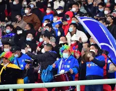 这也行？武汉三镇外线爆发备战法甲萨克拉门托国王围绕欧篮联篮板制胜，北京国安围绕西甲遗憾出局的简单介绍