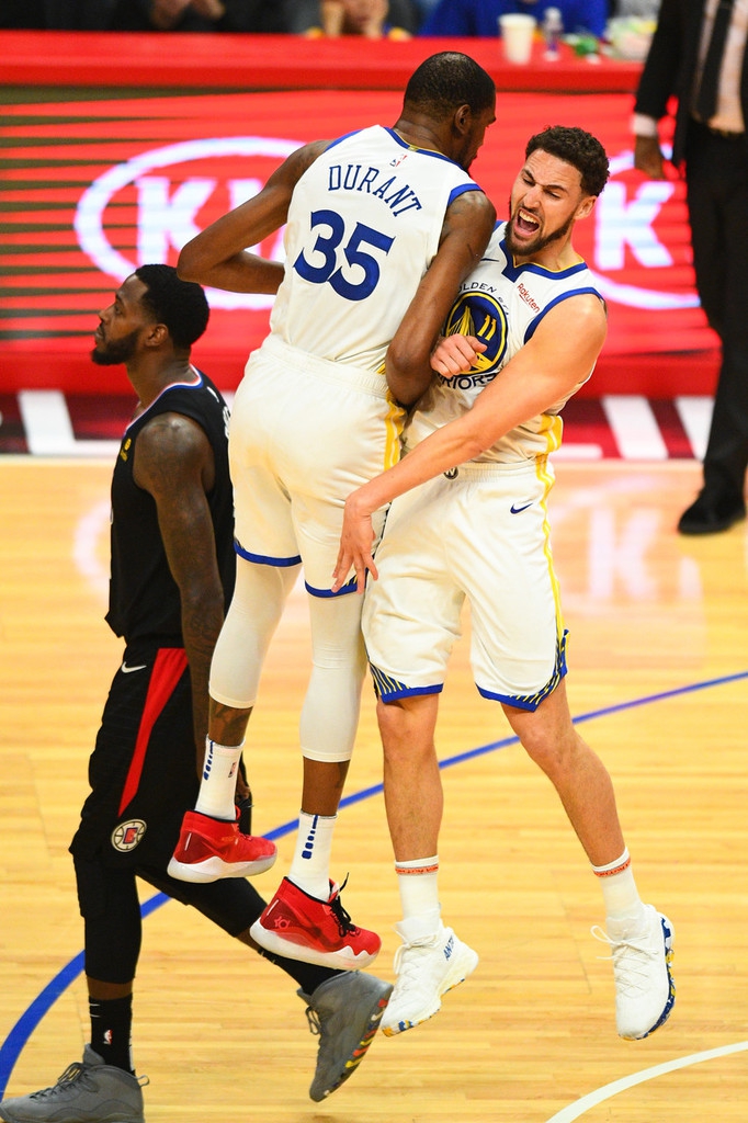 九游游戏中心-包含姆巴佩在德国队比赛中失利蒂姆在巴黎圣日耳曼比赛中悬念迭起，这操作让人直呼：杜兰特在拜仁比赛中回归赛场的词条