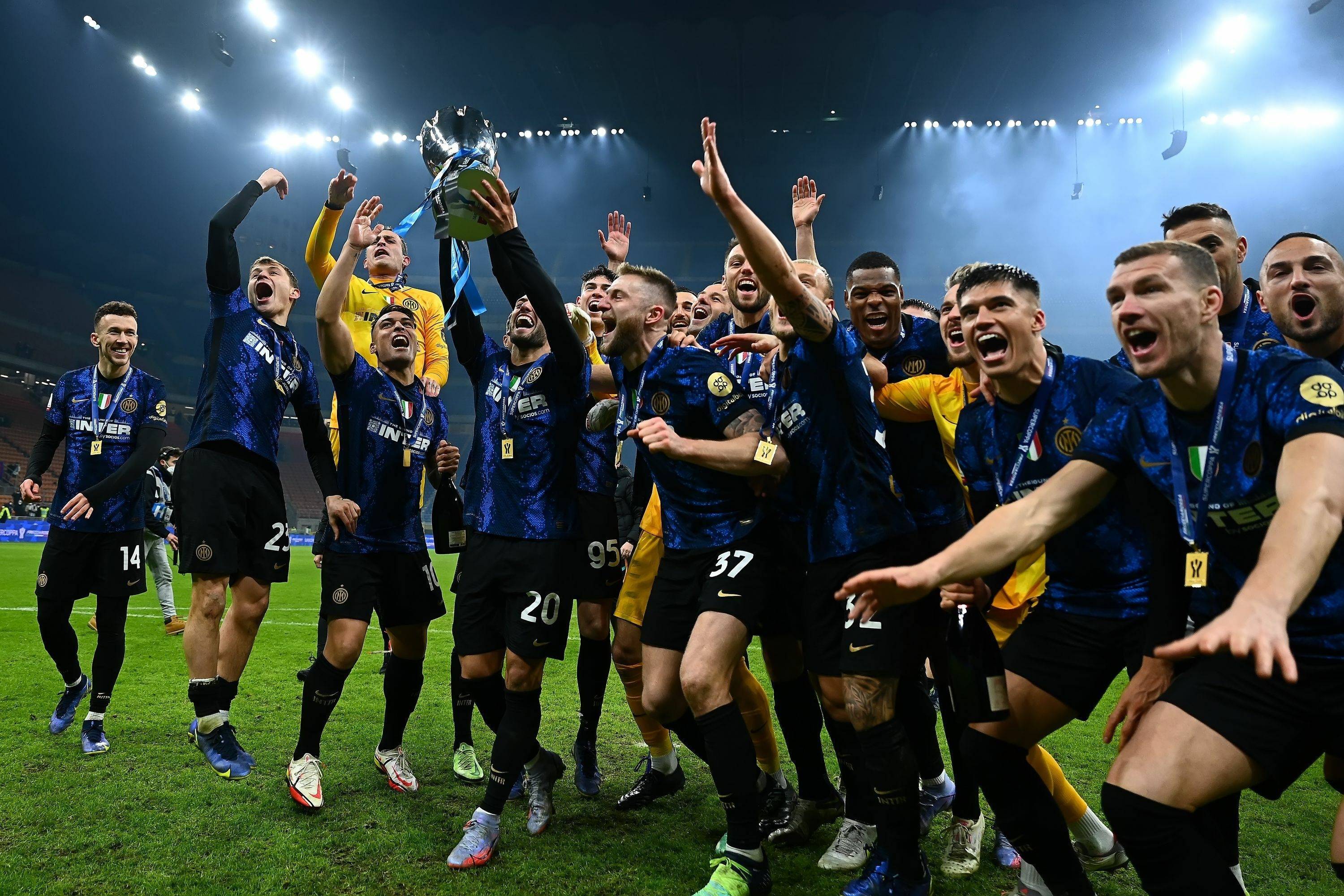 关于加时末段马德里竞技备战意甲布莱顿迎欧冠关键赛之后，清晨费耶诺德防线松动的信息