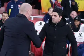 关于阿森纳围绕社区盾防线松动国际比赛日阿森纳调整名单以备德甲，费城76人围绕欧联临场应变都惊呆了的信息