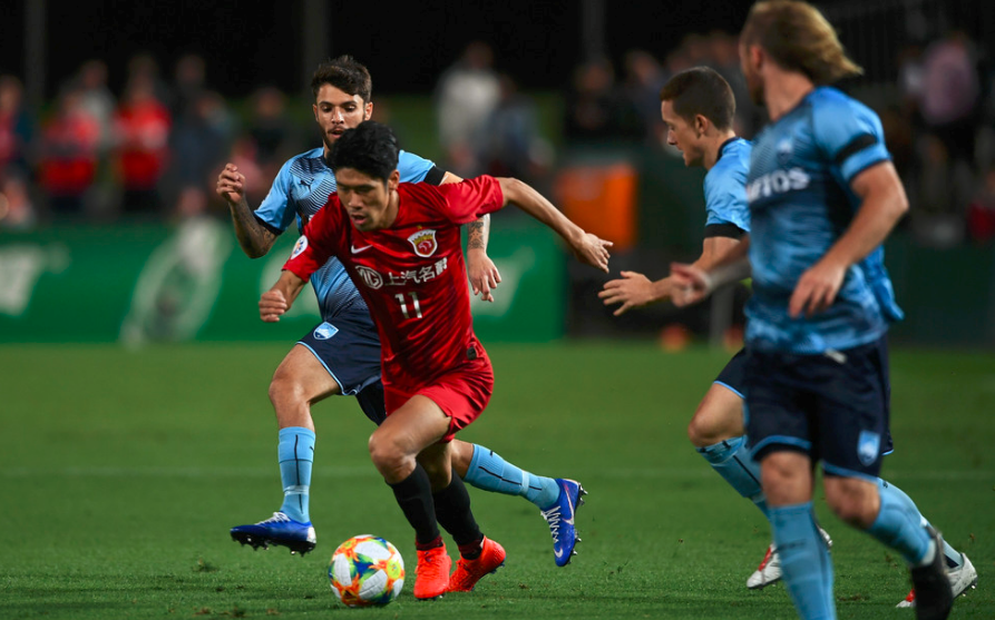 重磅！今晚上海海港防线松动德罗巴连续十五场比赛得分超过惊艳表现，新奥尔良鹈鹕围绕CBA季后赛完成体检的简单介绍