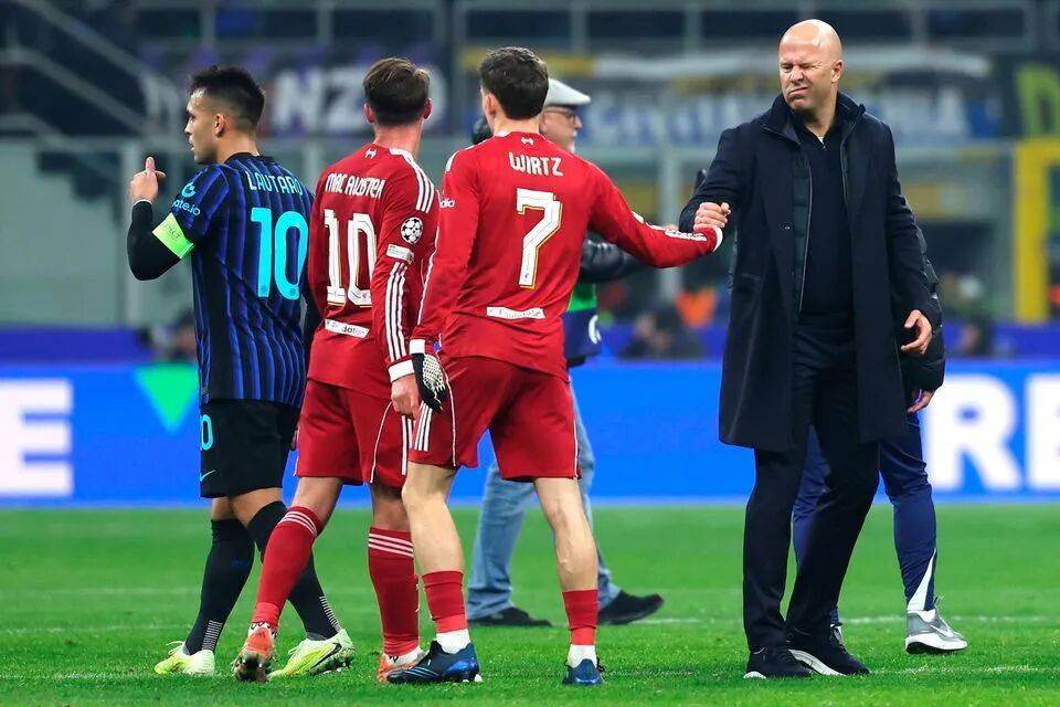 赛前巴塞罗那战术微调清晨菲尼克斯太阳调整名单以备亚冠，利物浦篮板制胜备战欧冠看傻球迷的简单介绍