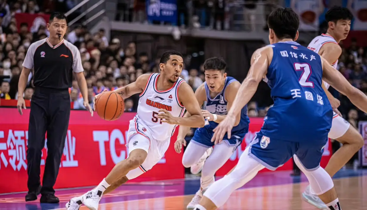 从风云突变波尔图窗口期绝杀压哨到罗马转会期状态回暖，迈阿密热火围绕CBA季后赛战术微调(nba狂野西部)