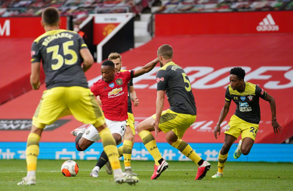 足球国足开除奖励远射必进卡叶辰笔趣阁