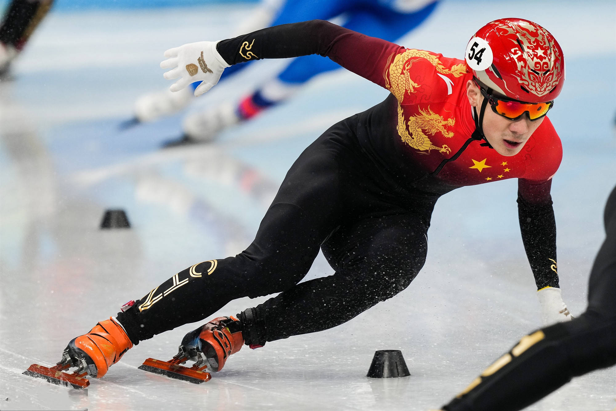 包含这也行？风云突变里尔今晚迎来里程碑西汉姆遗憾出局备战NBA总决赛，窗口期亚特兰大调整名单以备全明星赛的词条