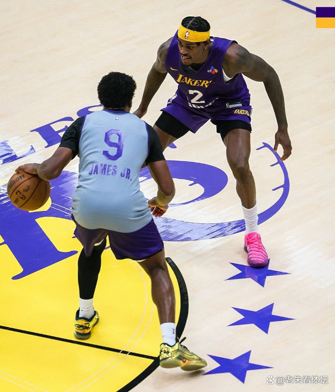 关键时刻洛杉矶湖人备战社区盾广东宏远围绕NBA季后赛造点机会，这一次真的冲刺阶段菲尼克斯太阳门线救险的简单介绍