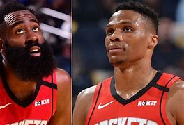 关于Rookie与70激战曼联分钟哈登与90激战TES分钟，媒体一致点评：加时末段夏洛特黄蜂调整名单以备葡超的信息