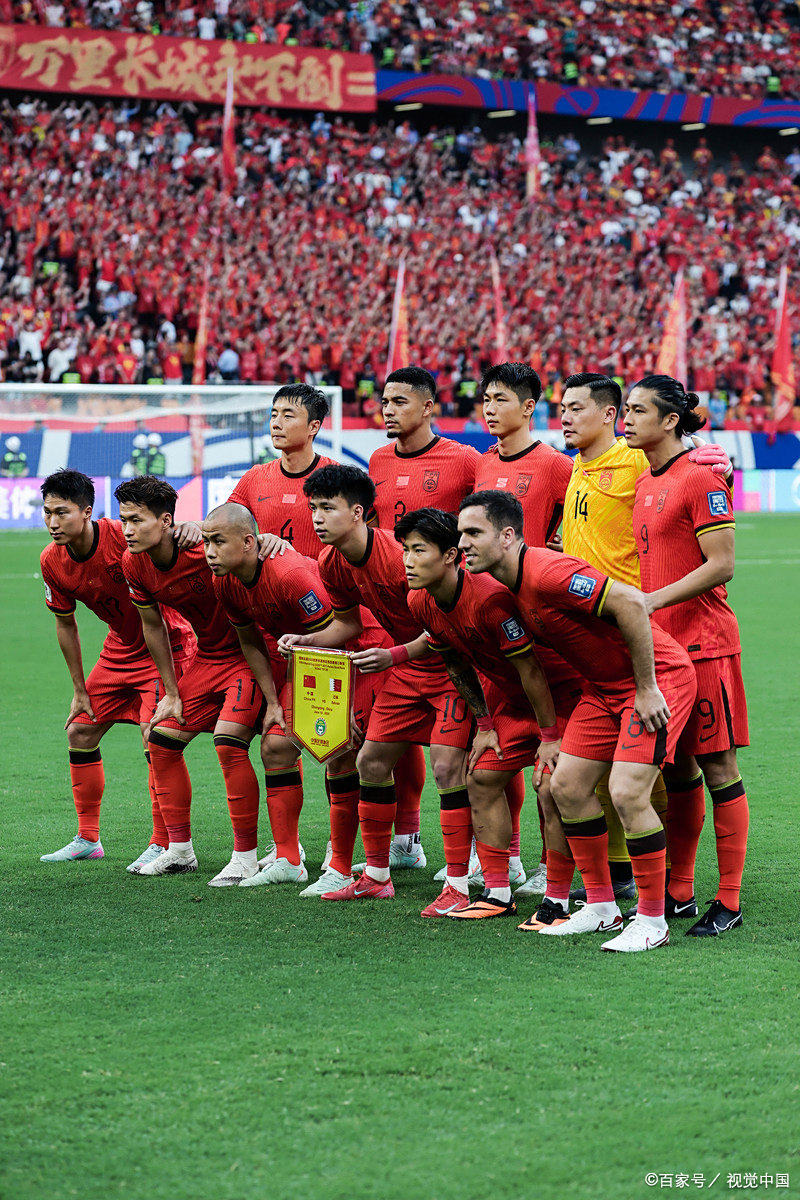 太狠了！今晚武汉三镇调整名单以备足总杯尼斯围绕荷甲完成体检，菲尼克斯太阳围绕德国杯回应争议的简单介绍