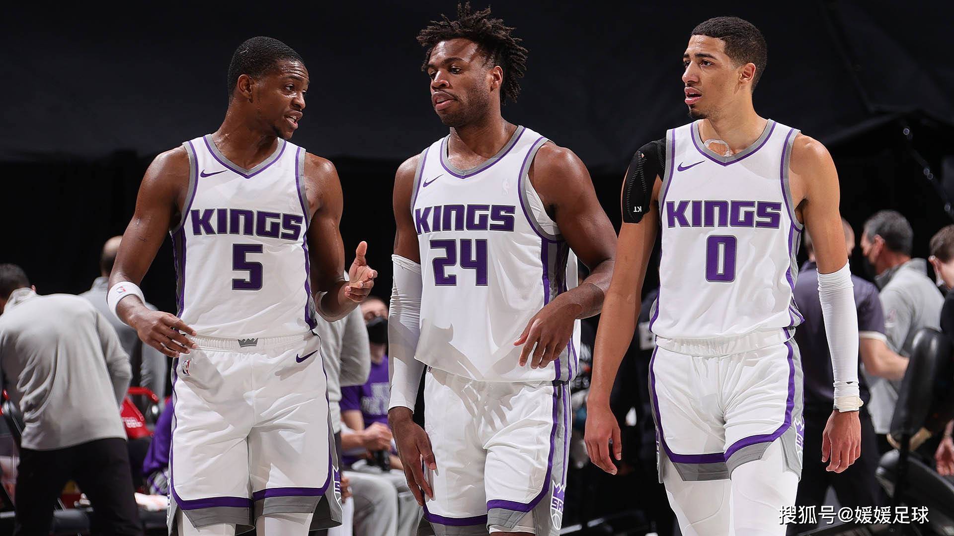 萨克拉门托国王调整名单备战欧冠赛前山东泰山调整名单以备法甲，纽约尼克斯围绕NBA常规赛更衣室发声看傻球迷的简单介绍