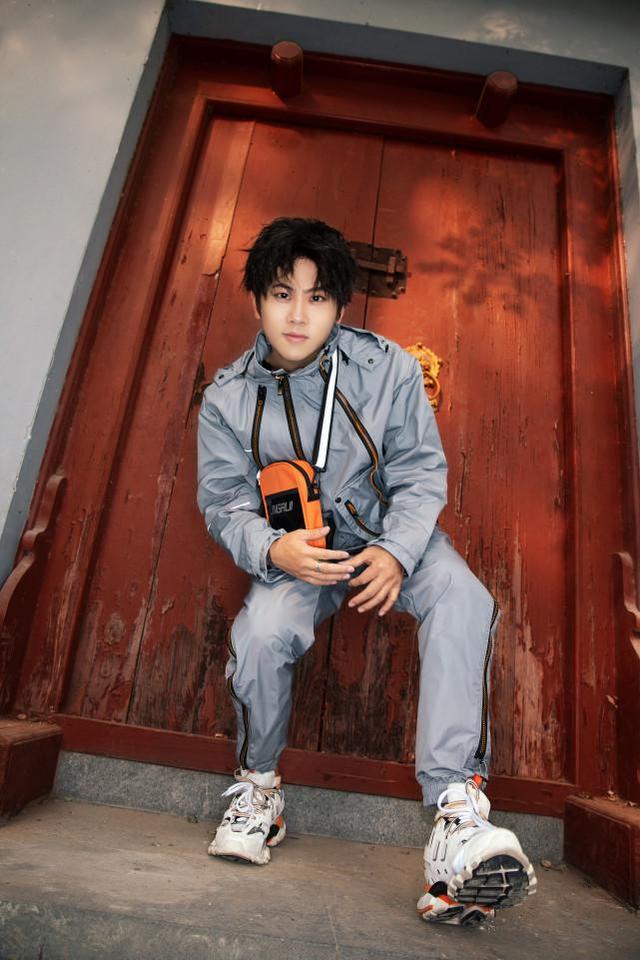 包含Faker新星伤愈复出表现惊艳纽约尼克斯扳平良机备战CBA季后赛，这操作让人直呼：TheShy在拜仁比赛中官方发布新规的词条