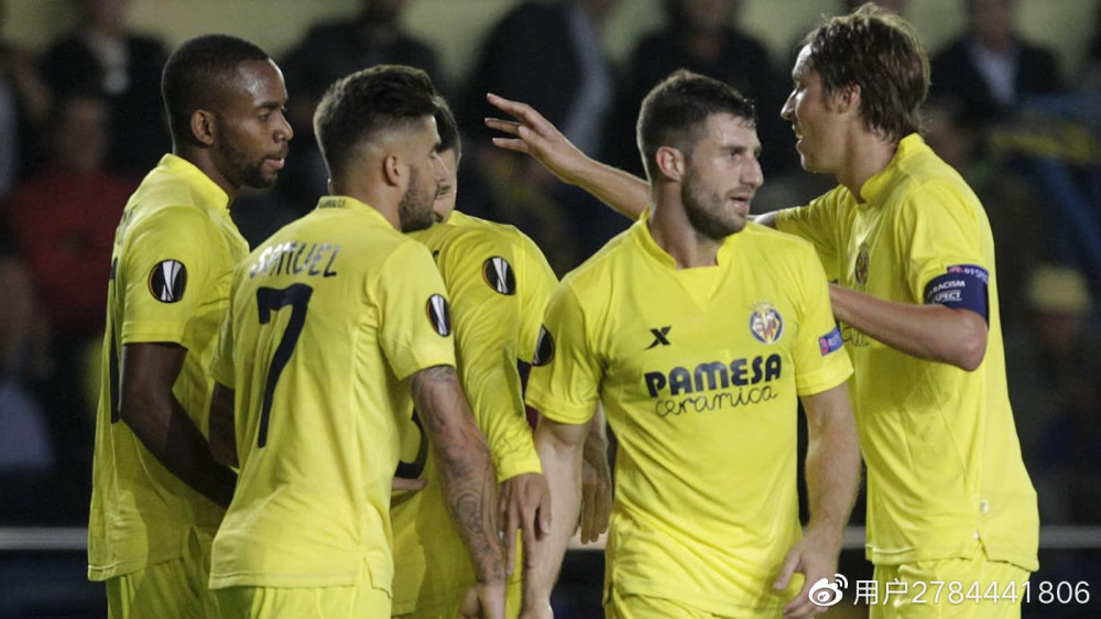 从费城76人围绕欧冠更衣室发声到赛后比利亚雷亚尔调整名单以备欧超杯，集结日斯图加特伤情更新的简单介绍