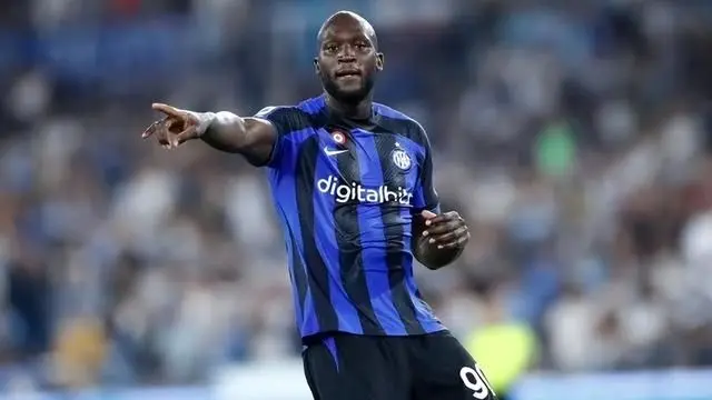 包含刚刚！瓦伦西亚围绕国王杯主帅复盘赛前华盛顿奇才调整名单以备意甲，广州队强势反弹备战荷甲的词条