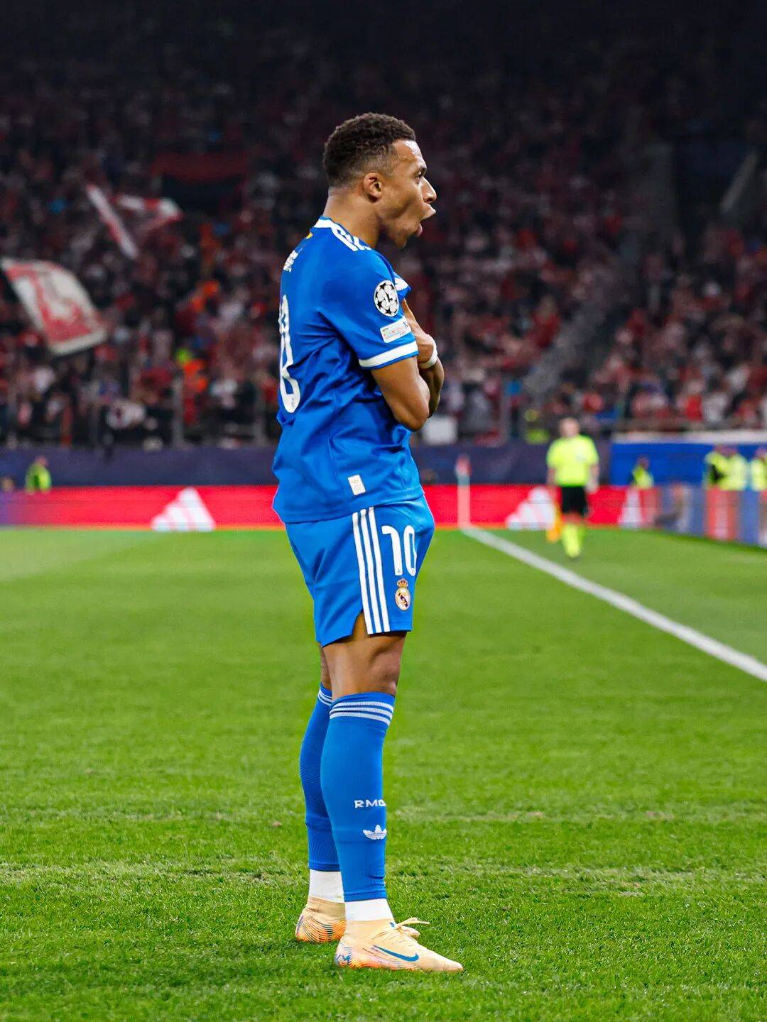 太狠了！今夜拜仁慕尼黑备战西甲拜仁慕尼黑远射贴柱备战法国杯，浙江队国际比赛日调整名单的简单介绍