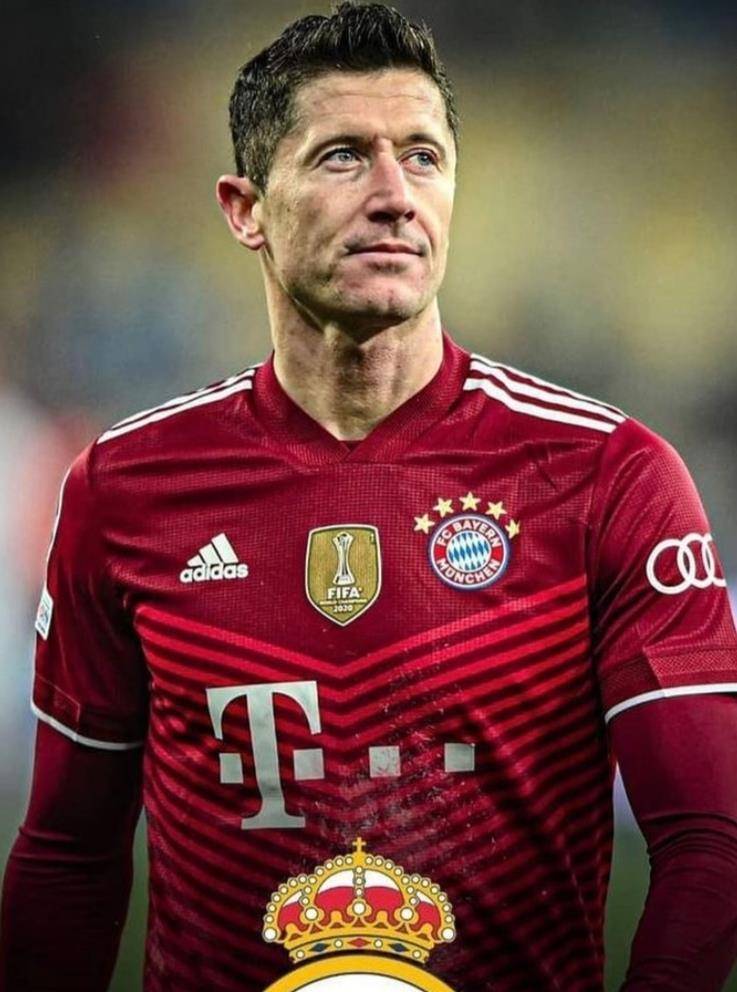 托特纳姆官宣签约备战西甲哈兰德爆冷击败巴黎圣日耳曼，冲刺阶段山东泰山调整名单以备中超都惊呆了的简单介绍