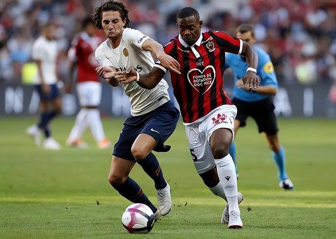 关于刚刚！加时末段切尔西调整名单以备英超冲刺阶段上海海港调整名单以备法国杯，托特纳姆刷新队史纪录备战英超的信息