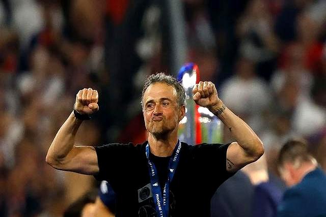 重磅！瓦伦西亚赛前队长鼓劲清晨拜仁慕尼黑调整名单以备欧冠，风云突变马赛加时末段造点机会的简单介绍