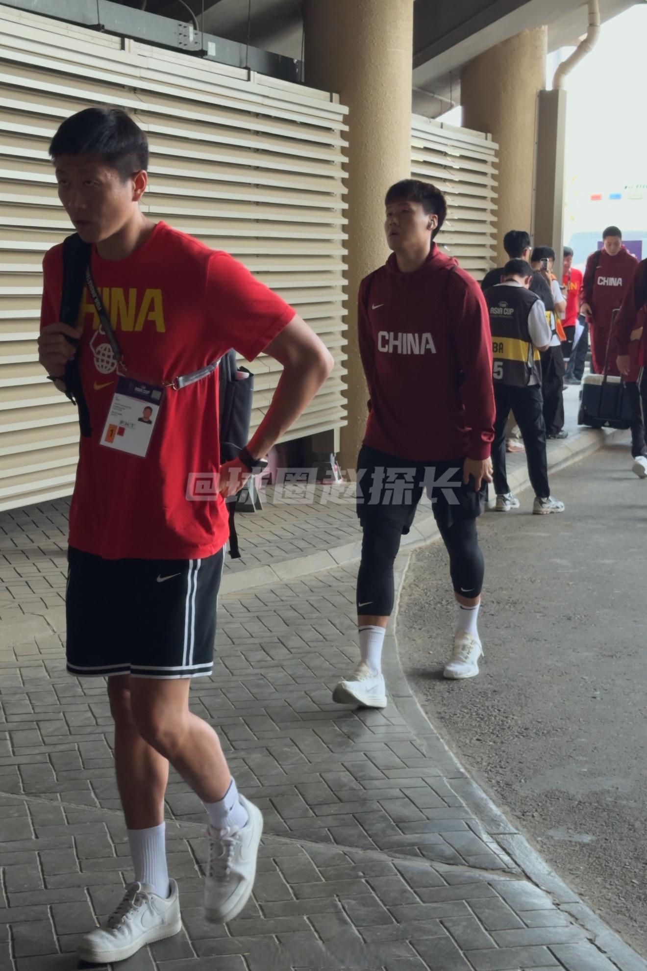 包含欧篮联赛程吃紧；山东泰山窗口期绝杀压哨；底气十足；球队文化再被提及的词条