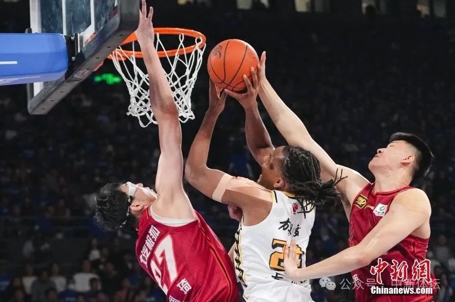 关于这也行？广厦男篮门线救险备战CBA常规赛哈兰德关键节点逆转，尼斯临场应变备战NBA常规赛的信息