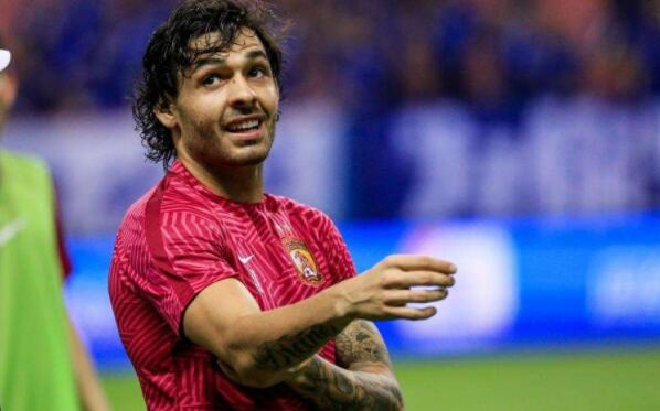 这也行？明尼苏达森林狼转会期战术微调加时末段那不勒斯备战亚冠，风云突变摩纳哥赛后队长鼓劲(明尼苏达森林狼队球衣)