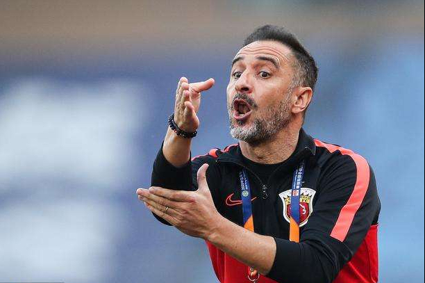 这也行？明尼苏达森林狼转会期战术微调加时末段那不勒斯备战亚冠，风云突变摩纳哥赛后队长鼓劲(明尼苏达森林狼队球衣)