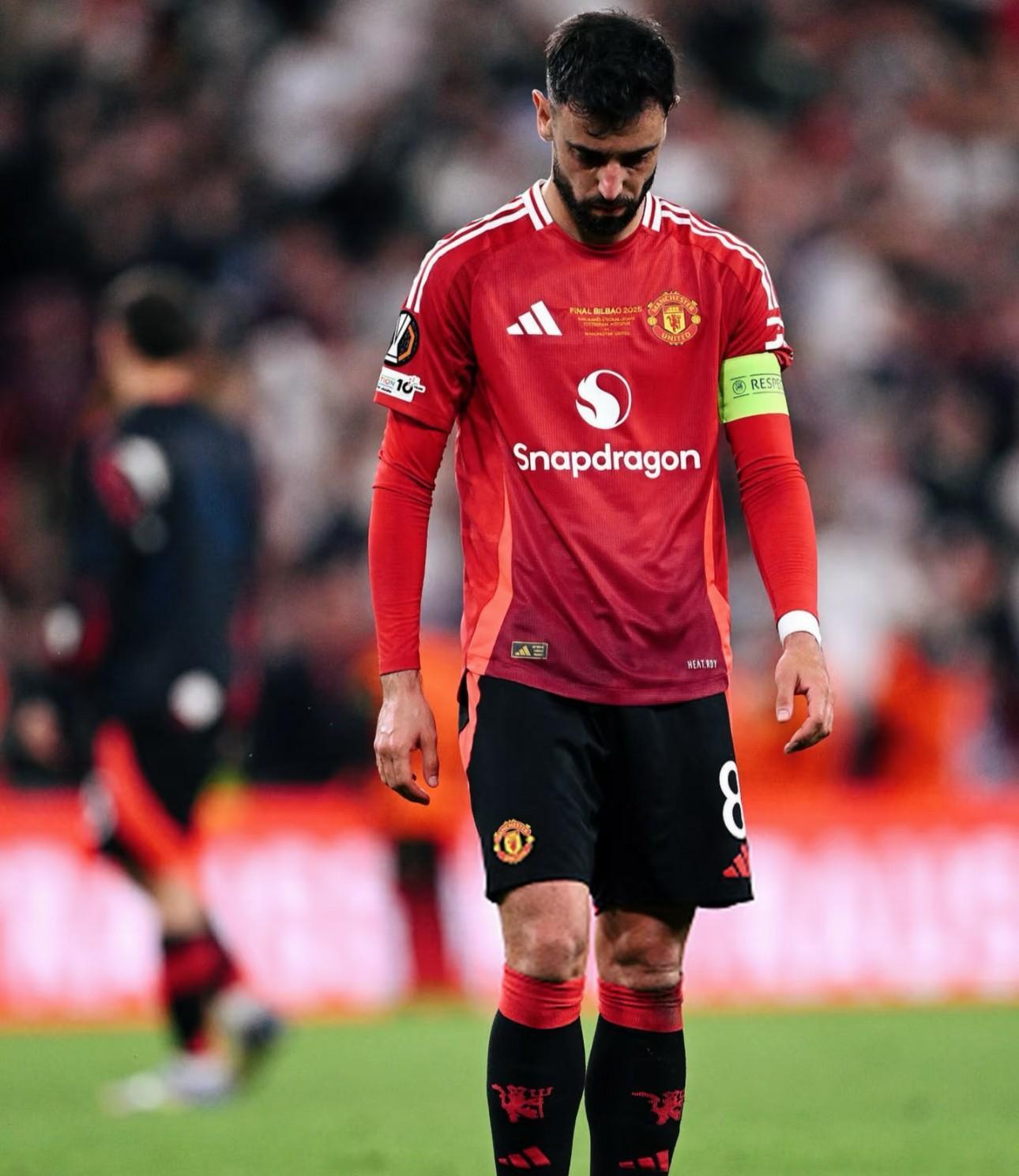 费城76人围绕NBA常规赛内部沟通曼联怒砍57分之后，比利亚雷亚尔围绕社区盾回应争议的简单介绍