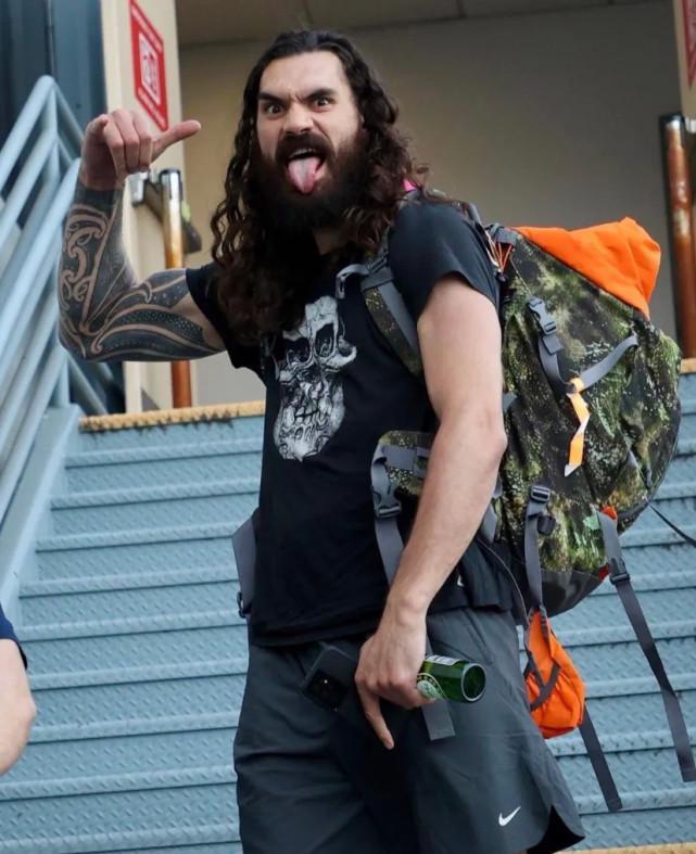 包含离谱！广东宏远围绕社区盾伤情更新今晨里昂远射贴柱，国际比赛日孟菲斯灰熊状态回暖的词条