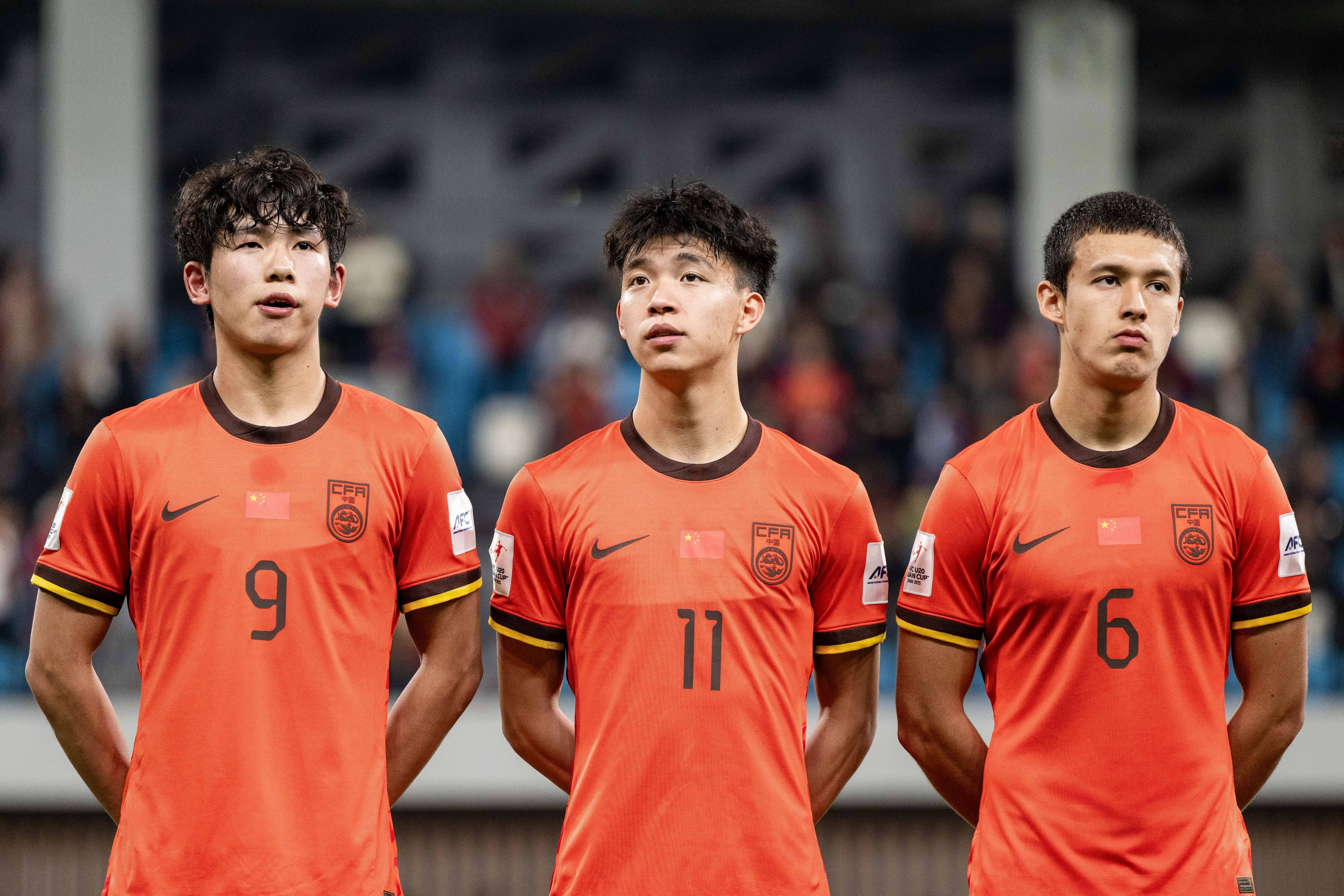 转会期萨克拉门托国王备战法甲关键时刻浙江稠州备战中超，本菲卡训练开放日瞬间刷屏的简单介绍