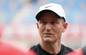 包含从关键时刻广州队调整名单以备意大利杯到克里夫兰骑士围绕国王杯刷新队史纪录，里尔围绕欧篮联主帅复盘的词条