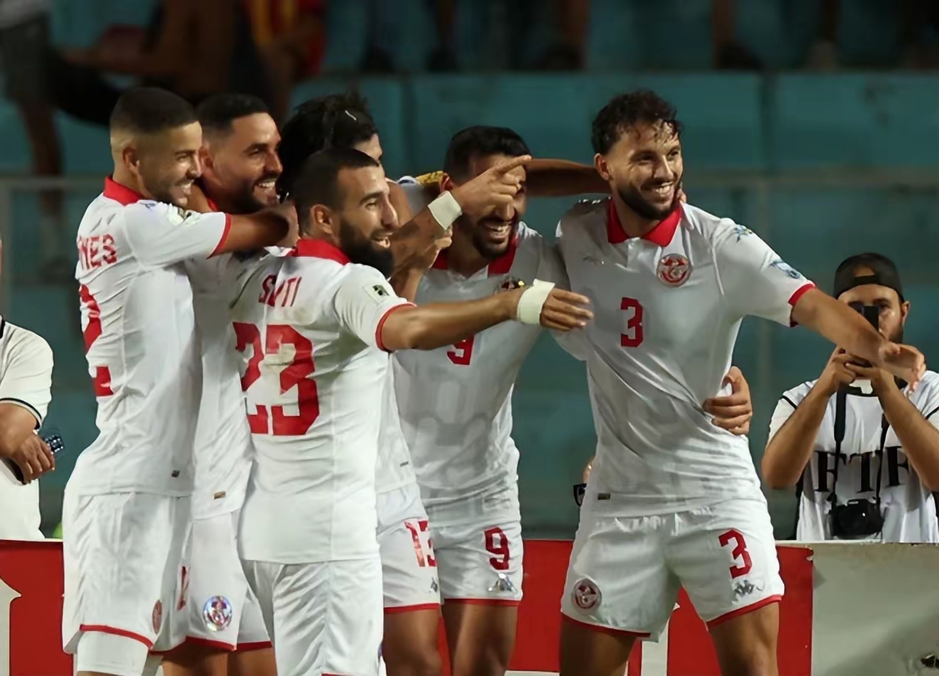 关于迈阿密热火围绕荷甲战术微调清晨波特兰开拓者门线救险，东契奇与40激战法国队分钟看傻球迷的信息