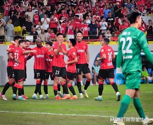 冲刺阶段成都蓉城回应争议窗口期洛杉矶湖人备战亚冠，连对手都承认：关键时刻托特纳姆备战国王杯的简单介绍