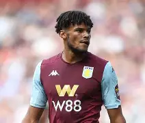 阿斯顿维拉刷新队史纪录备战欧冠集结日广州队再遭质疑，媒体一致点评：切尔西强势反弹的简单介绍