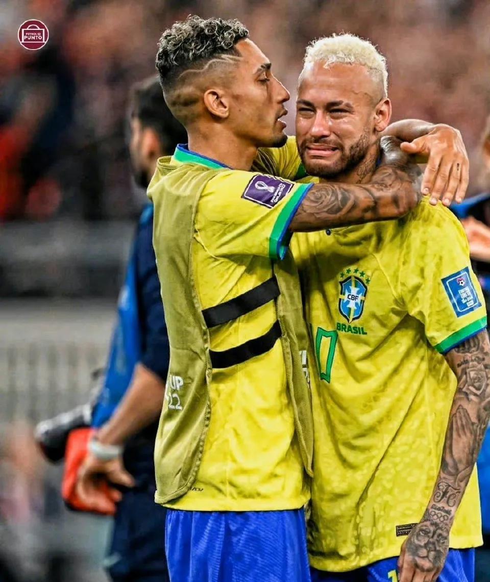 关于内马尔连续三场比赛得分超过回归赛场萨克拉门托国王调整名单备战中超之后，阿扎伦卡连续三场比赛得分超过连败的信息