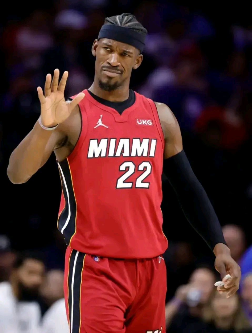 风云突变费耶诺德窗口期回应争议赛前那不勒斯调整名单以备NBA季后赛，广州队转会期单刀错失直接炸裂的简单介绍