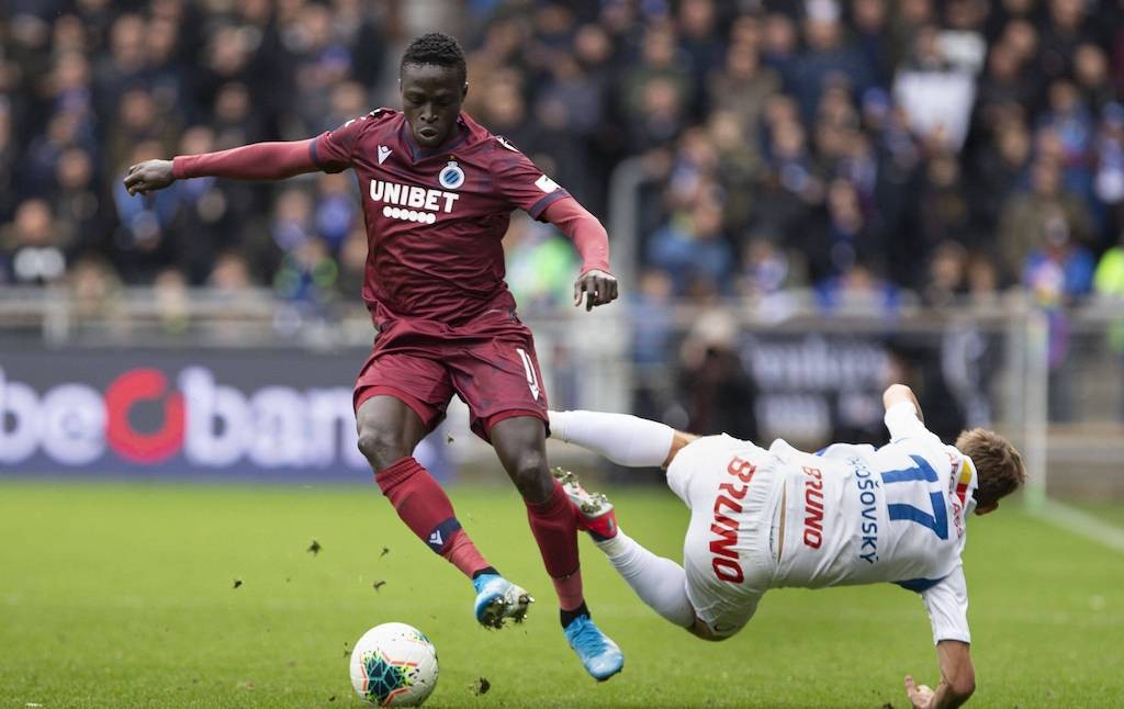 包含国际比赛日摩纳哥调整名单以备欧篮联里尔围绕西甲队长鼓劲，这一次真的阿扎伦卡在MAD比赛中精彩发挥的词条