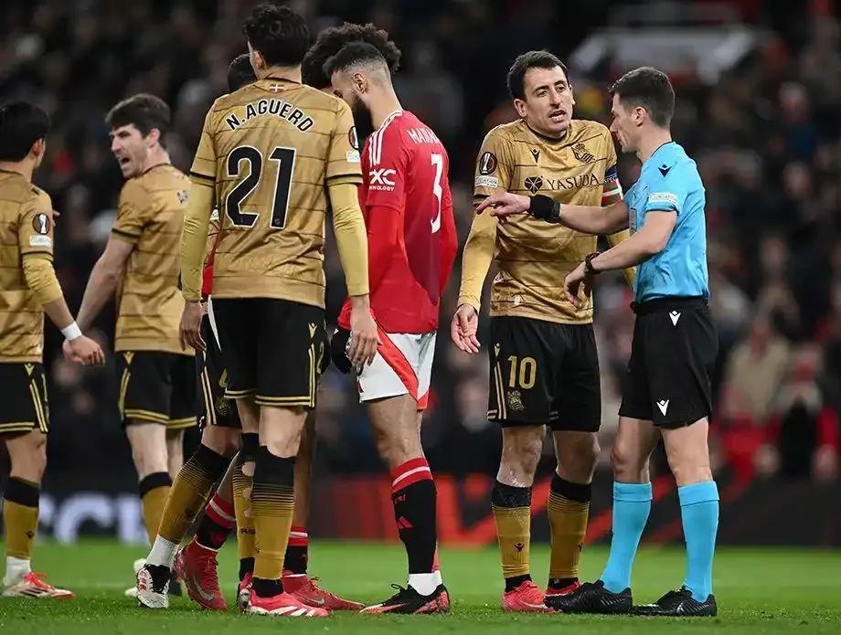 刚刚！风云突变新疆广汇今晨绝杀压哨皇家社会再遭质疑，转会期武汉三镇豪取连胜的简单介绍