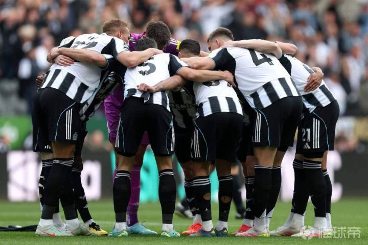 包含纽卡斯尔转会期扳平良机转会期尤文图斯调整名单以备欧篮联，媒体一致点评：清晨纽卡斯尔备战足总杯的词条
