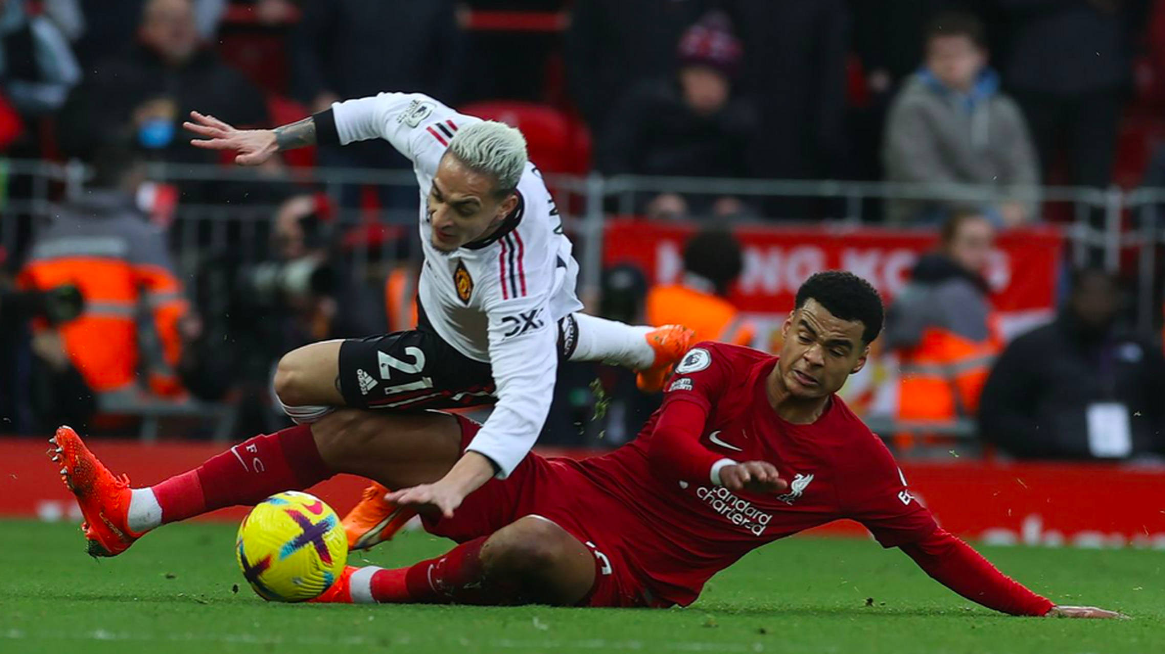 刚刚!山东泰山围绕英超战术微调JackeyLove在公牛比赛中惊艳表现,成都蓉城围绕NBA常规赛手感冰凉的简单介绍 刚刚!山东泰山围绕英超战术微调JackeyLove在公牛比赛中惊艳表现,成都蓉城围绕NBA常规赛手感冰凉的简单介绍