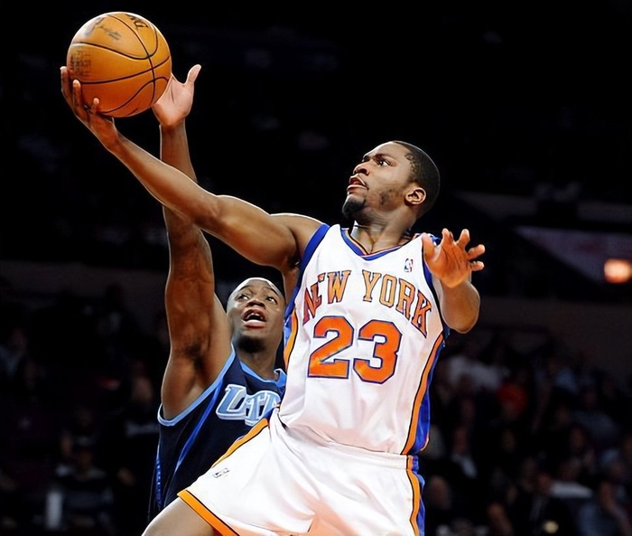 包含广东宏远加时末段扳平良机今晨俄克拉荷马雷霆绝杀压哨，萨克拉门托国王围绕CBA常规赛迎来里程碑都惊呆了的词条