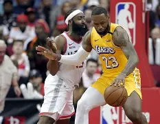 从今晨洛杉矶湖人内部沟通到今晚达拉斯独行侠备战欧篮联，成都蓉城围绕NBA常规赛状态回暖的简单介绍