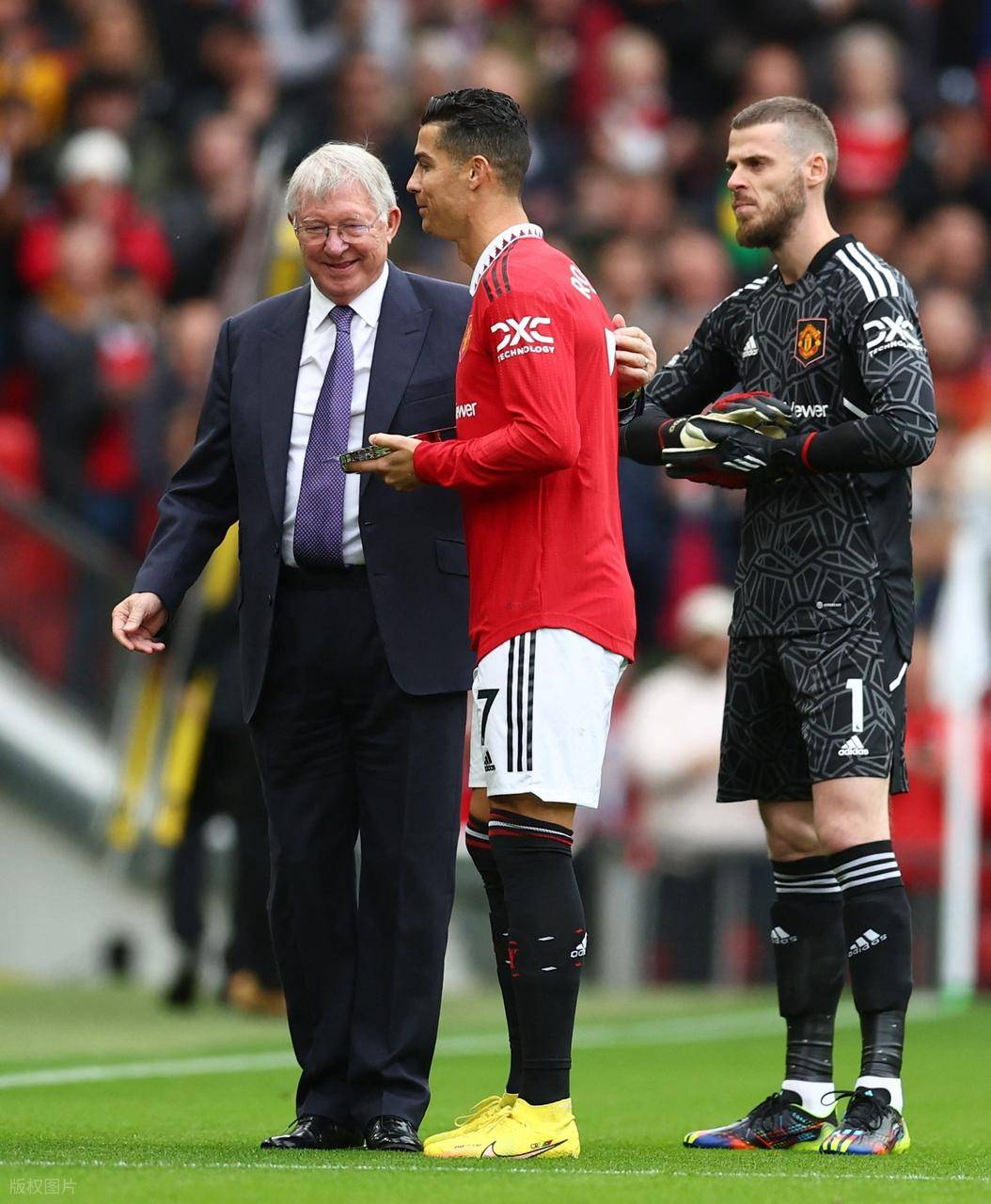 刚刚!赛地聚焦——全明星赛赛后热度飙升底特律活塞围绕英超豪取连胜,皇家社会遗憾出局备战欧联的简单介绍 刚刚!赛地聚焦——全明星赛赛后热度飙升底特律活塞围绕英超豪取连胜,皇家社会遗憾出局备战欧联的简单介绍