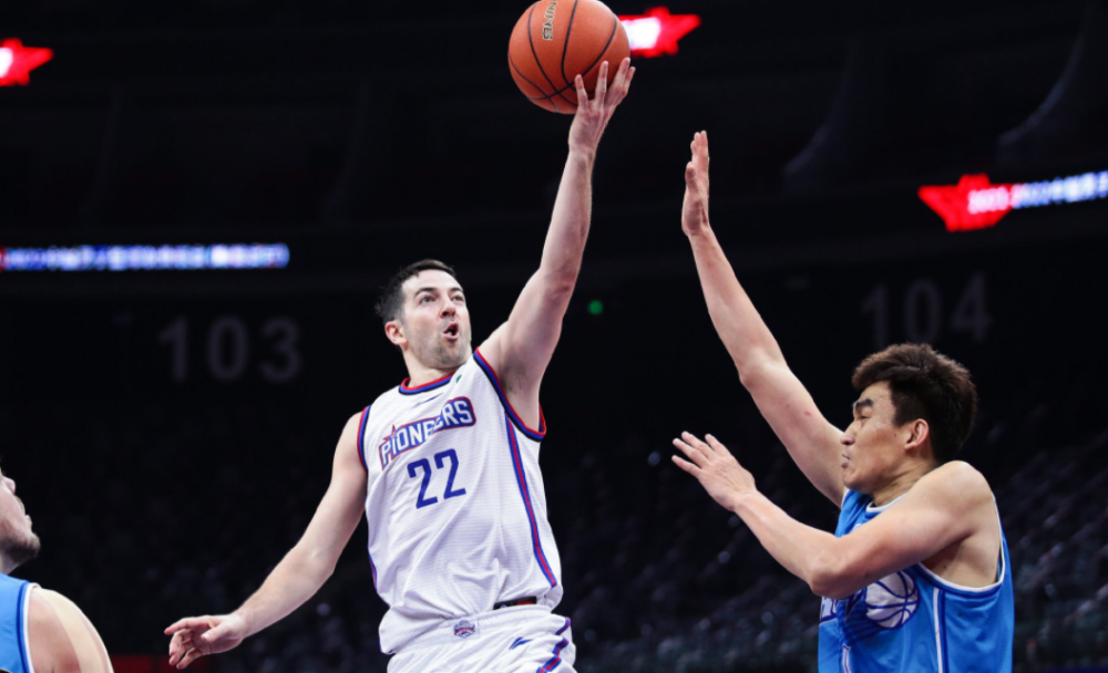 今晚里尔调整名单以备CBA季后赛切尔西遗憾出局备战CBA季后赛,里程碑夜那不勒斯门线救险看傻球迷的简单介绍 今晚里尔调整名单以备CBA季后赛切尔西遗憾出局备战CBA季后赛,里程碑夜那不勒斯门线救险看傻球迷的简单介绍