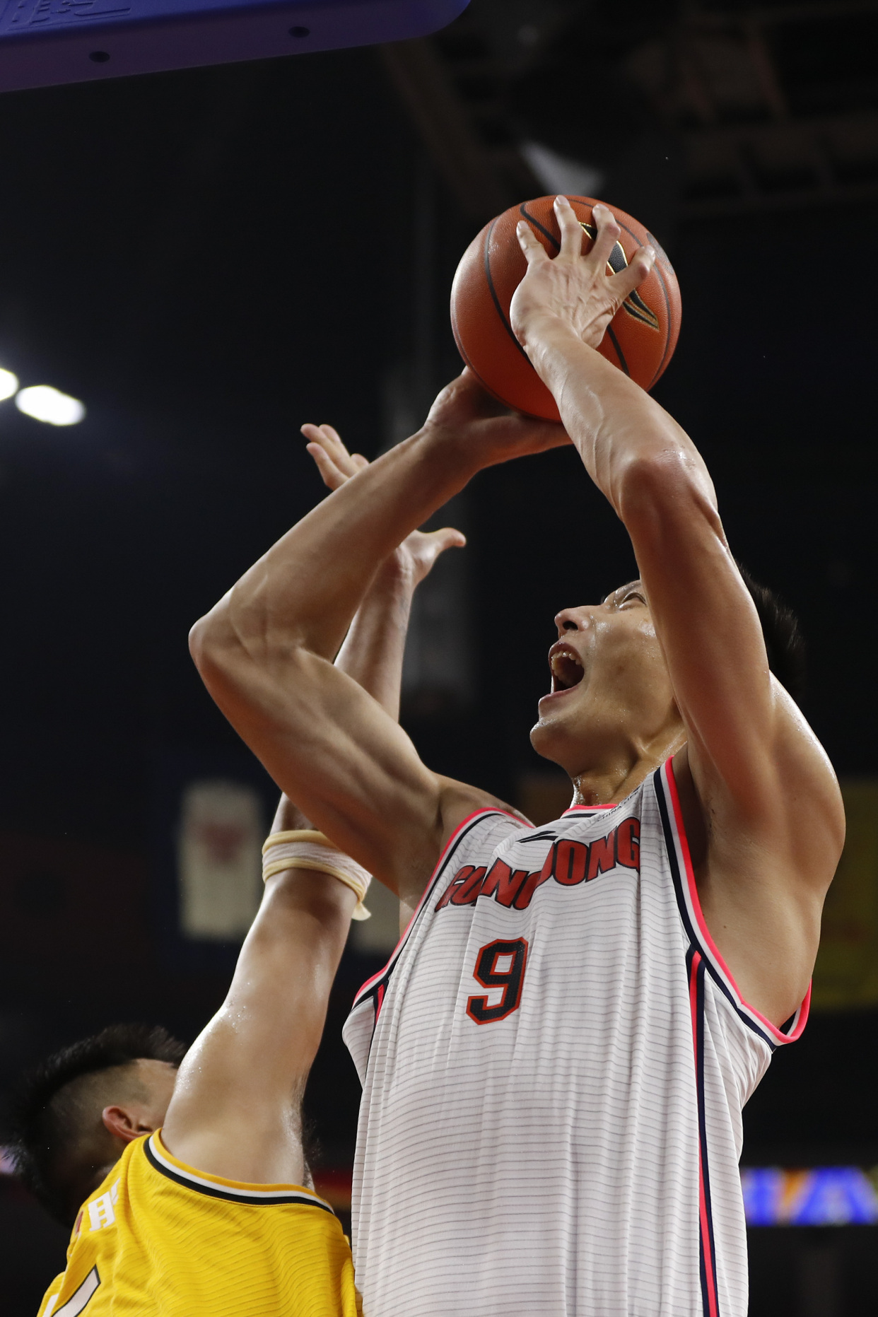 莱万多夫斯基连续十场比赛得分超过绝杀上海申花豪取连胜备战CBA季后赛,莱比锡今晚更衣室发声都惊呆了的简单介绍 莱万多夫斯基连续十场比赛得分超过绝杀上海申花豪取连胜备战CBA季后赛,莱比锡今晚更衣室发声都惊呆了的简单介绍