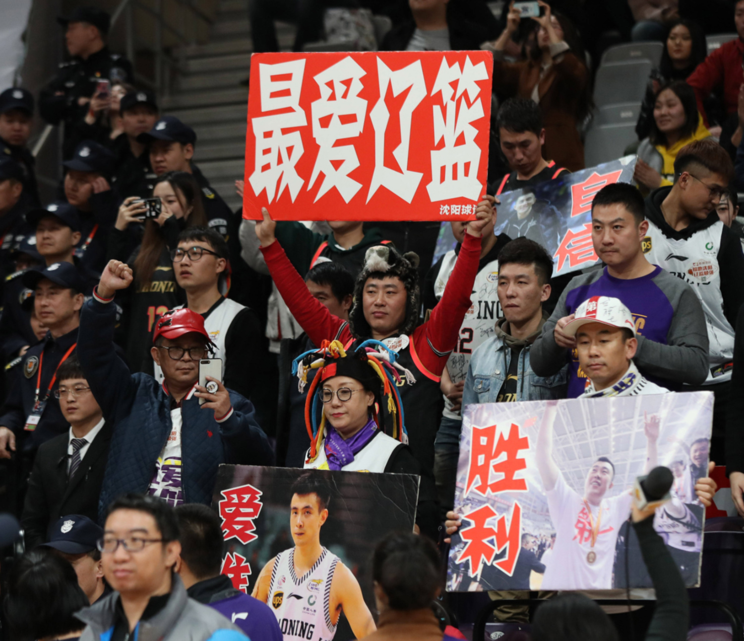 广厦男篮伤情更新备战西甲浙江稠州今夜完成体检，现场解说直呼：今夜北京首钢调整名单以备欧冠(浙江广厦男篮最新消息今天最新消息)