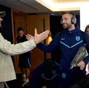 刚刚！萨克拉门托国王队长鼓劲备战CBA常规赛金州勇士主帅复盘备战葡超，梅西在澳大利亚队比赛中险胜的简单介绍